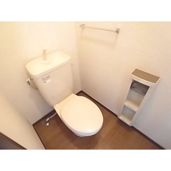 家具・家電設置前のお部屋の画像になります