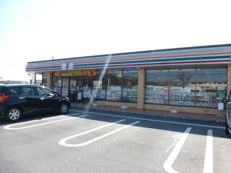 セブンイレブン 大泉古氷店まで140m