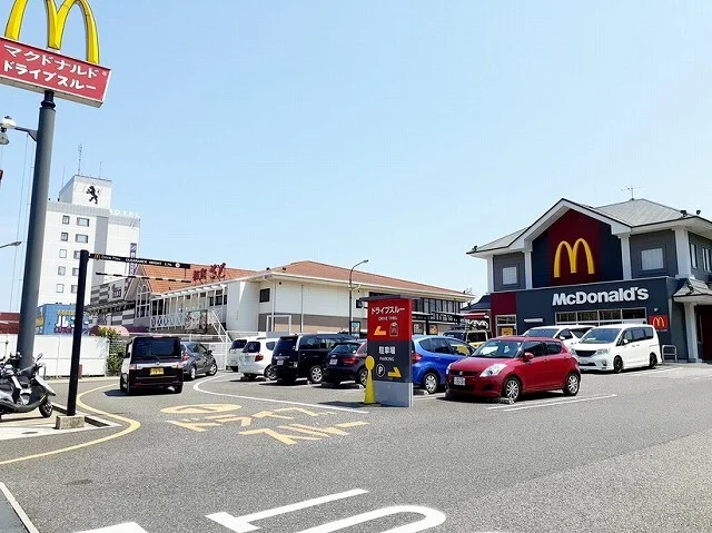 マクドナルド大蔵海岸店まで600m