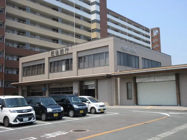 肥後銀行　荒尾中央支店まで380m