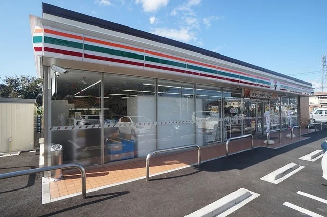 セブンイレブン桐生相生西店まで1000m