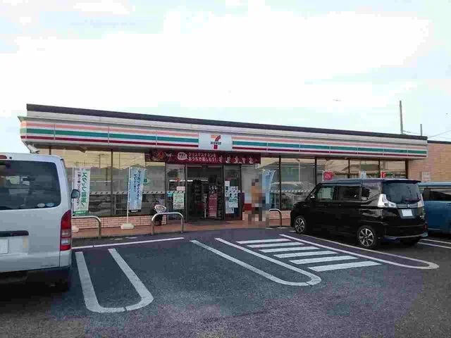 セブンイレブン木更津請西南店まで850m