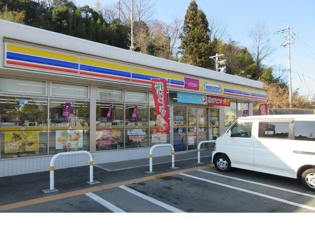 ミニストップ神戸藤原台南町店様まで280m