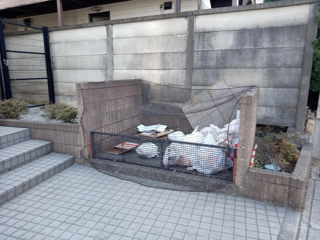 ゴミ置き場