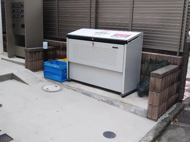 ごみ捨て場