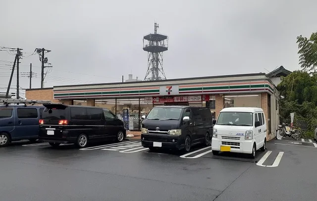 セブンイレブン　さいたま中尾店まで270m