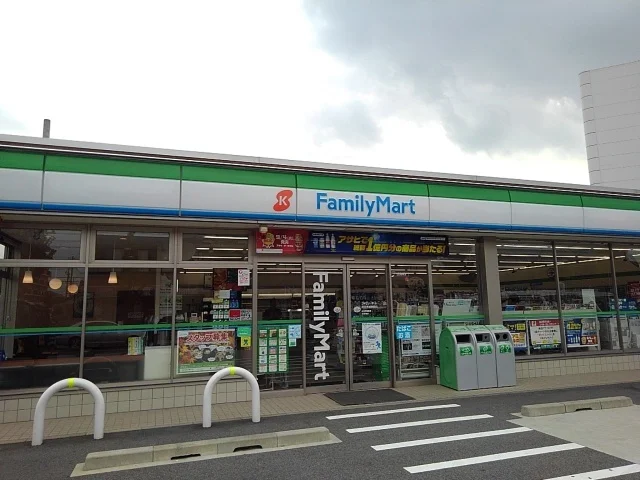 ファミリーマート城東町店まで130m