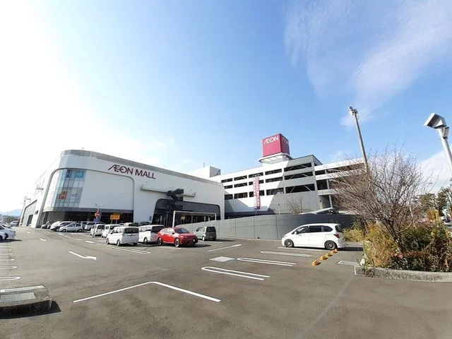 イオンモール 高知まで2100m