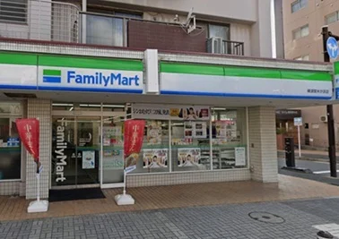 ファミリーマート横須賀米が浜店まで311m