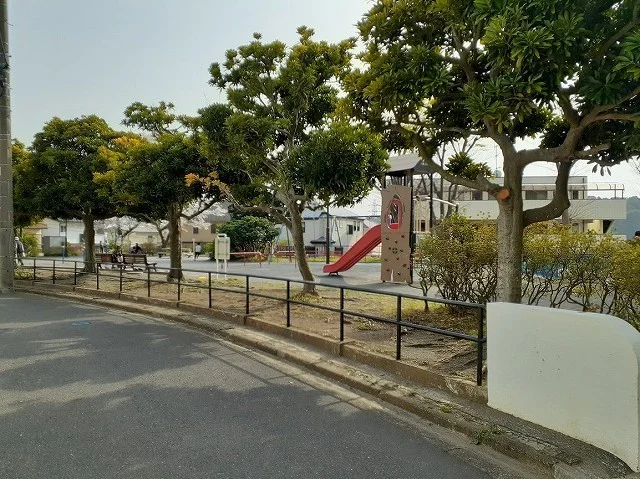 戸塚南第一公園まで700m