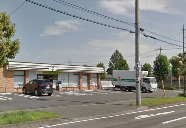 セブンイレブン伊勢崎連取町店まで450m