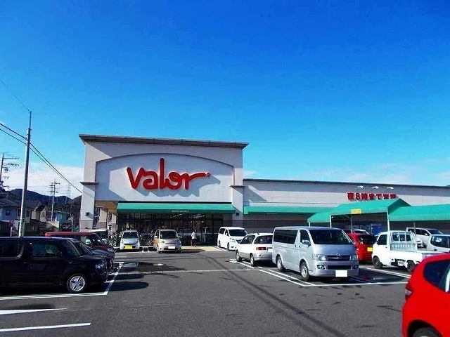 バロー粟野店まで650m