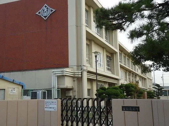 矢田小学校まで750m