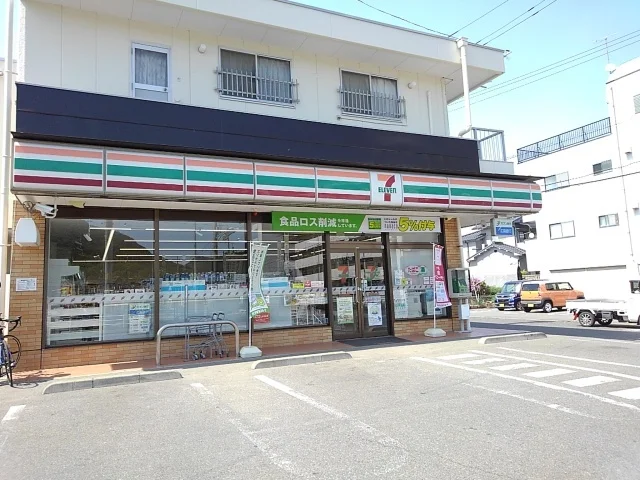 セブンイレブン尾道向島店まで450m