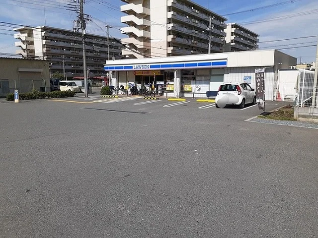 ローソン矢田一丁目店まで400m