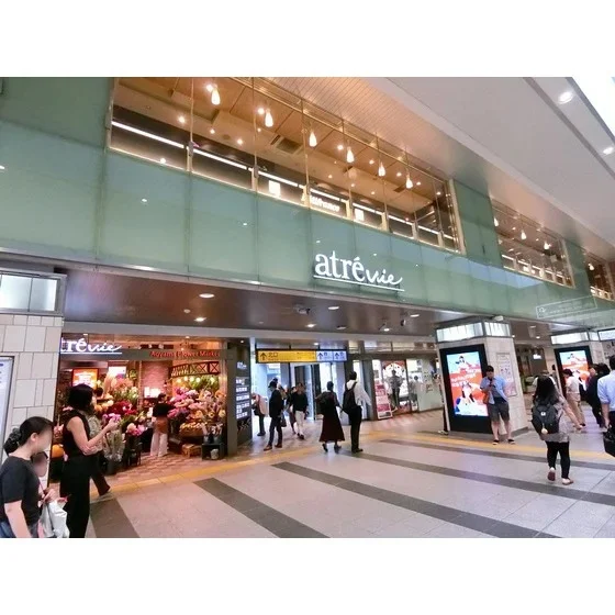 巣鴨駅構内