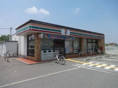 セブンイレブン稲美中村店まで950m
