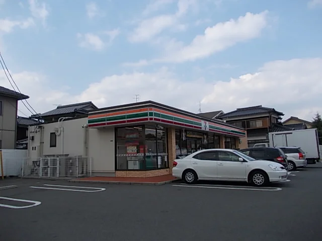 セブンイレブンまで500m