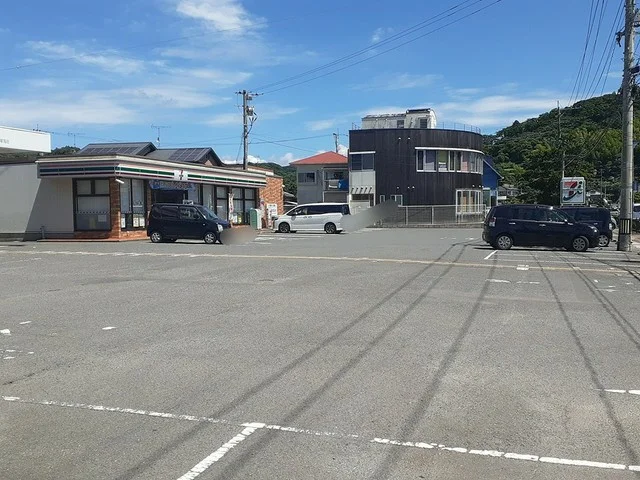 セブンイレブン琴海村松店まで1646m