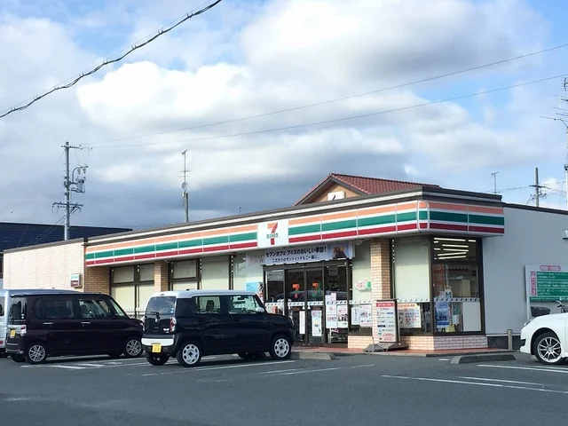 セブンイレブン浜松三方原南店まで950m