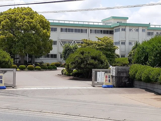 茨城県立石岡商業高等学校まで712m