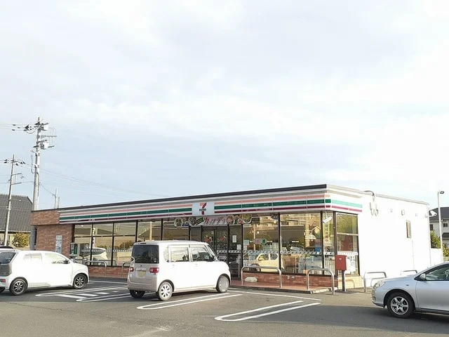 セブンイレブン佐和店まで374m