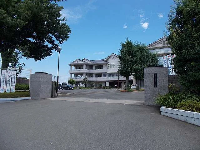 藤岡第一中学校様まで567m