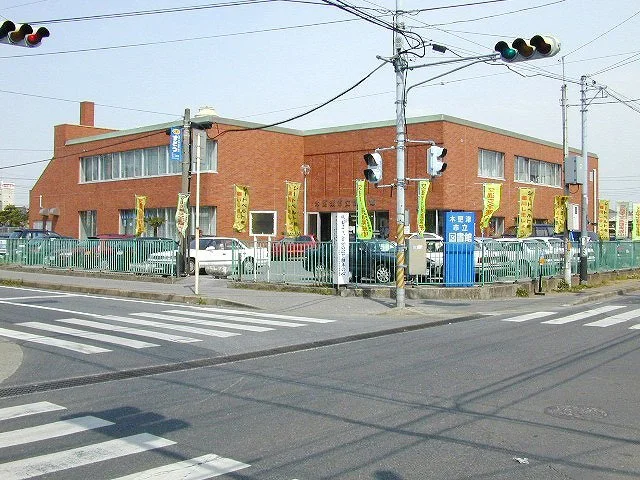 木更津市立図書館まで550m