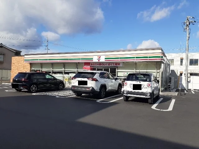 セブンイレブン沖野上6丁目店まで500m