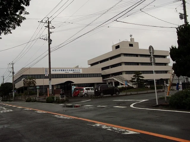 芦屋町役場まで100m