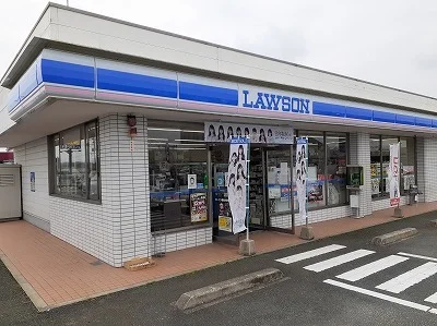 ローソンまで500m