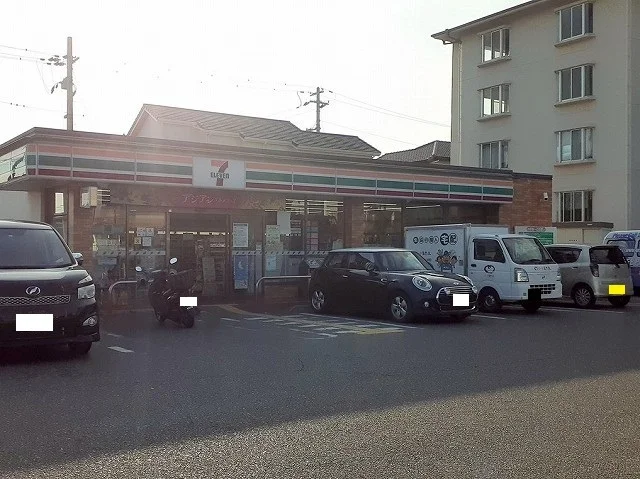 セブンイレブン明石藤江店まで700m