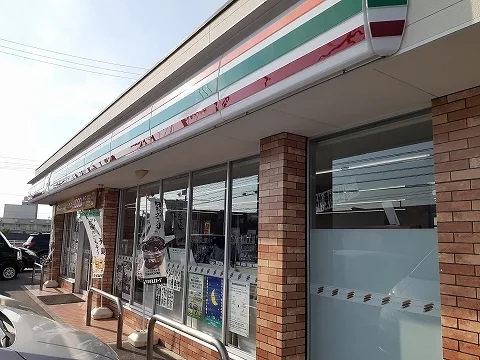 セブンイレブン金沢一丁目店さんまで400m