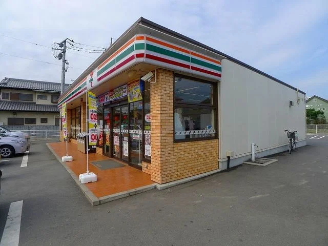 セブン-イレブン 太田市古戸町まで220m