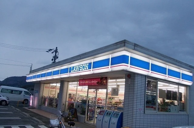 ローソンさんまで90m