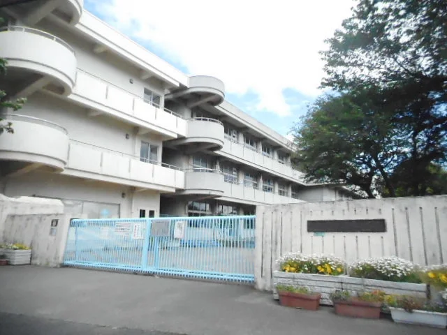 淵野辺東小学校まで140m
