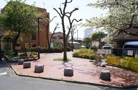 砂山公園まで10m