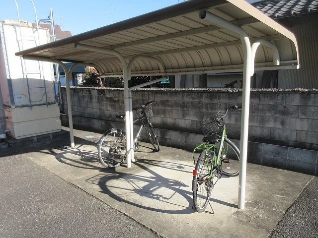 屋根付き駐輪場