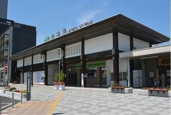 ＪＲ成田駅まで1900m