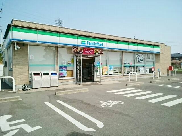 ファミリーマート 祖父江曲店まで730m