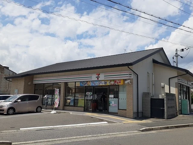 セブンイレブン京都馬代一条店まで300m