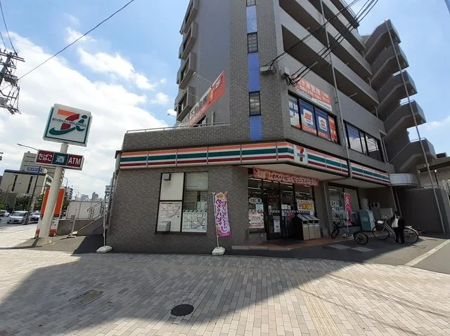 セブンイレブン岡山昭和町店まで650m