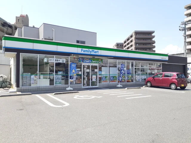 ファミリーマート福岡小戸4丁目まで140m