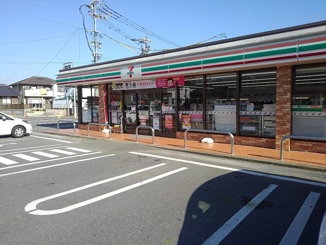 セブンイレブン鳥栖宿町店まで680m