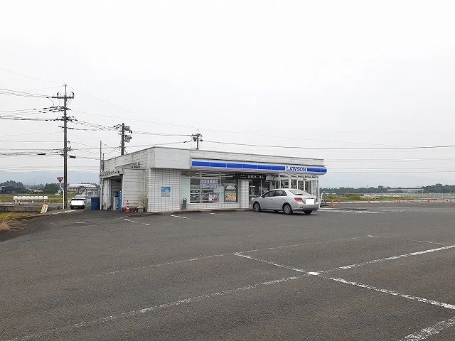 ローソン都城インター店まで1200m