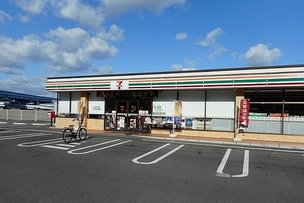 セブンイレブン津田浜之町店さんまで500m