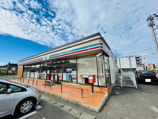 セブンイレブン名取飯野坂店まで750m