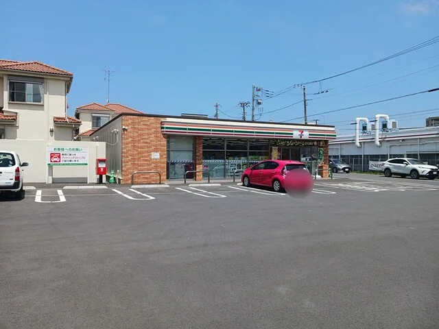 セブンイレブンまで286m