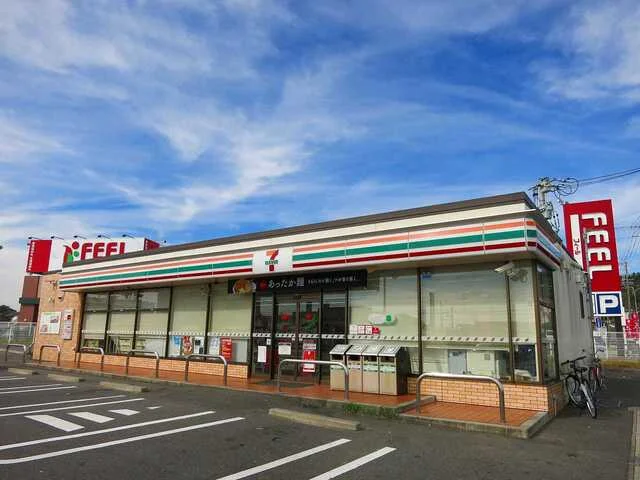 セブン-イレブン 岡崎欠町店まで600m