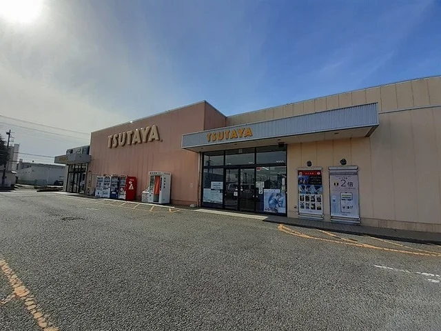 TSUTAYA 神立店まで750m